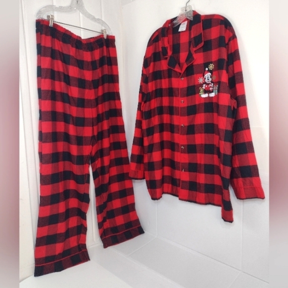 Disney Other - Disney Mickey Mouse Men's  Red/Black Plaid Holiday Pajama Set Size (XL)